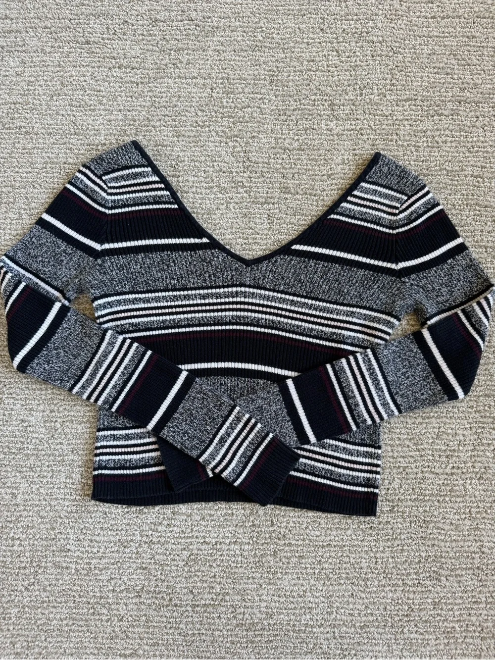 Striped Ribbed V-Neck Cropped Sweater - Picture 2 of 2